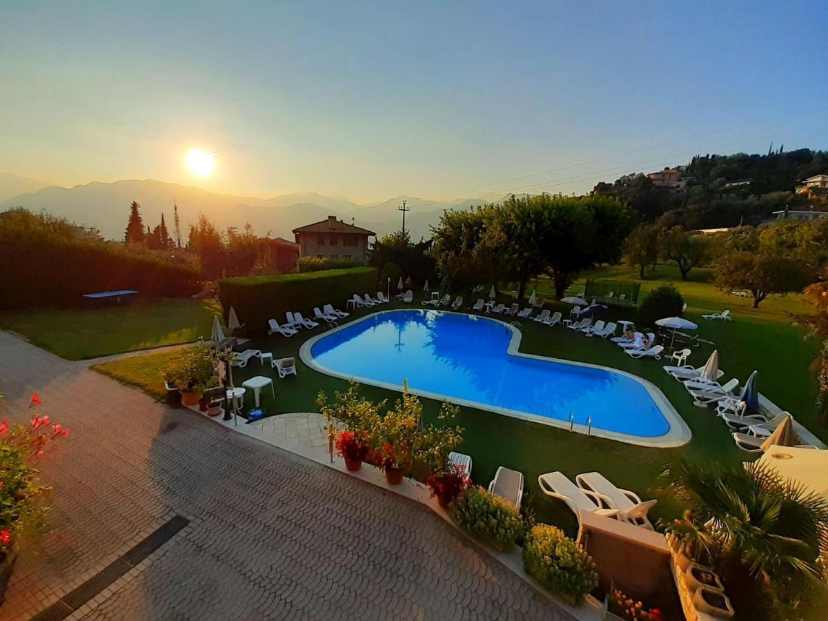 Park Hotel Val Di Monte ***S Мальчезине Экстерьер фото